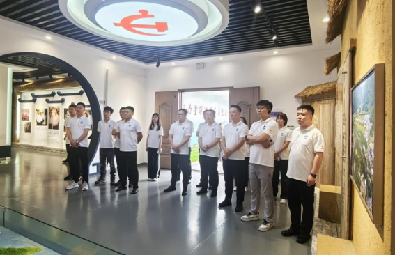 中煤地质总局：用好“四下基层”金钥匙  书写“不负人民、不负时代”新答卷202407012997.png